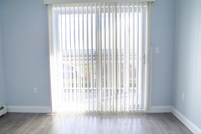 11-17 Beach Road Apartments