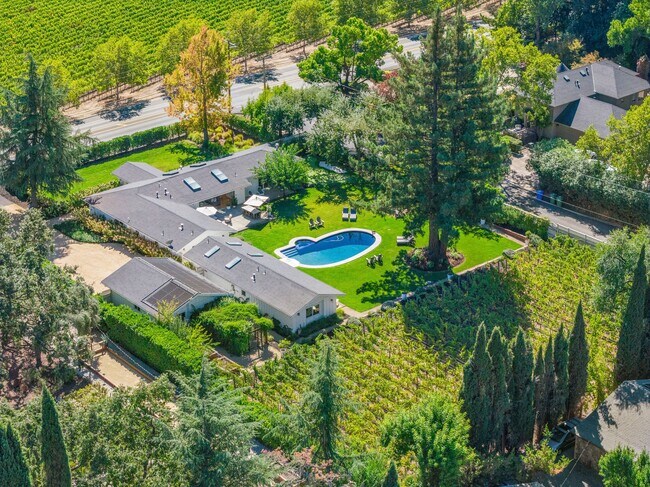 Photo - 760 Zinfandel Ln