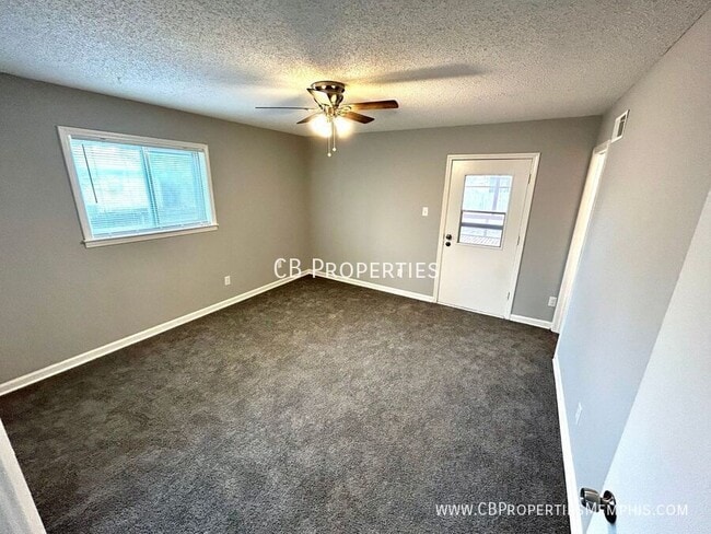 Photo - 5315 Yale Rd