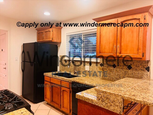 Photo - Charming 3 Bedroom Home with Bonus Room & ...