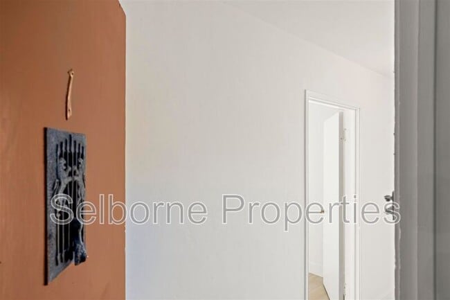 Photo - 369 Colusa Ave