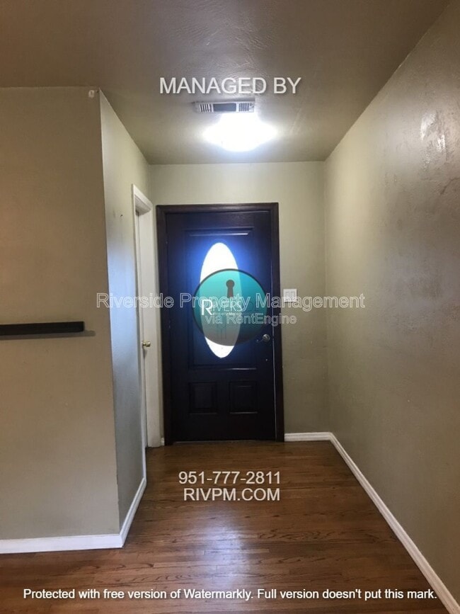 Photo - 6698 Nicolett St