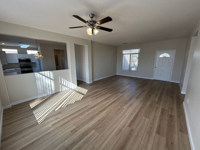 Photo - 14759 W Gunsight Dr