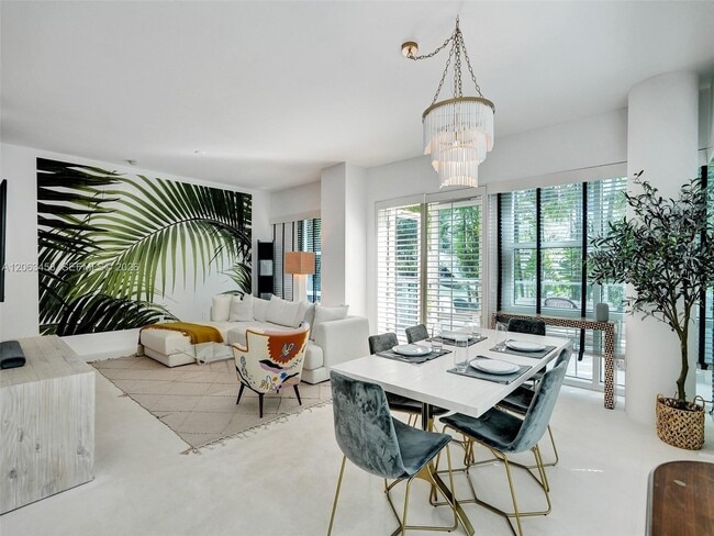 Building Photo - 6103 Aqua Ave Unit 107