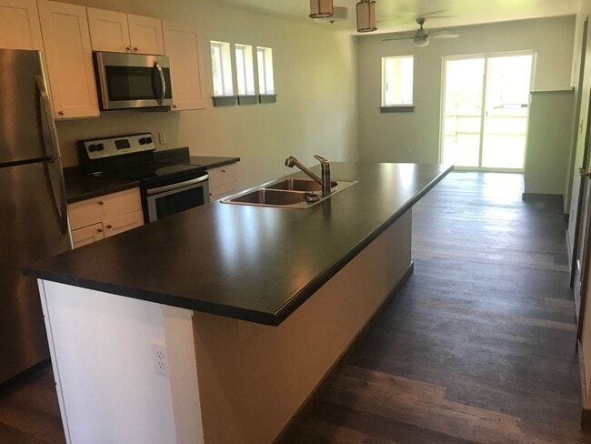 4046 Sunstone St Unit B