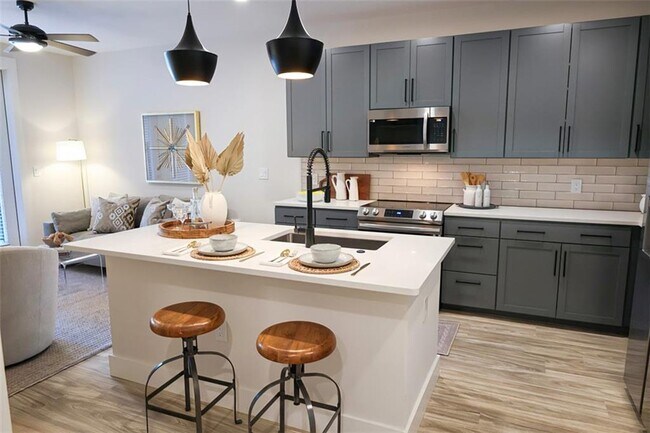 Photo - 1330 Fairmont Ave NW Unit B3