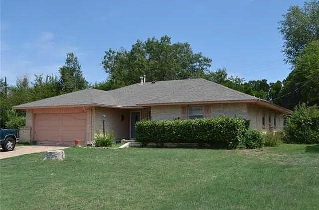 Building Photo - 4908 Fox Ct