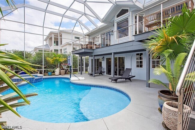Photo - 437 Tradewinds Ave