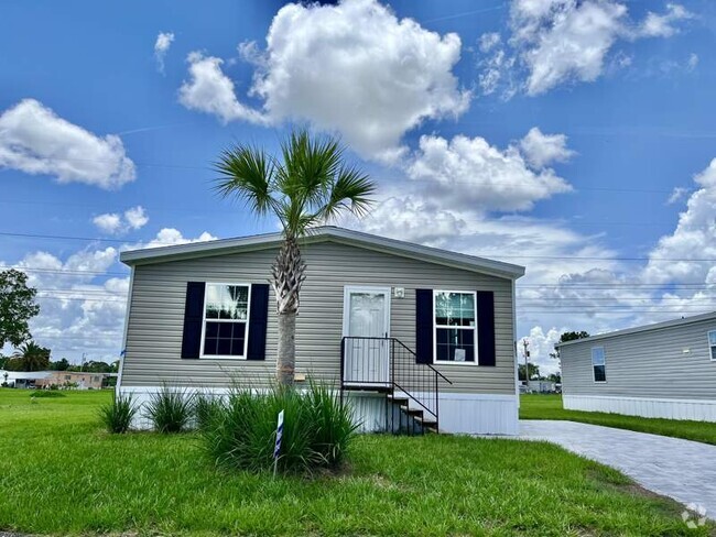 Building Photo - 6711 Hidden Oaks Dr Rental