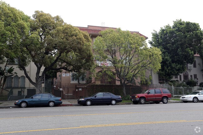 Photo - 446 S. Rampart Blvd.