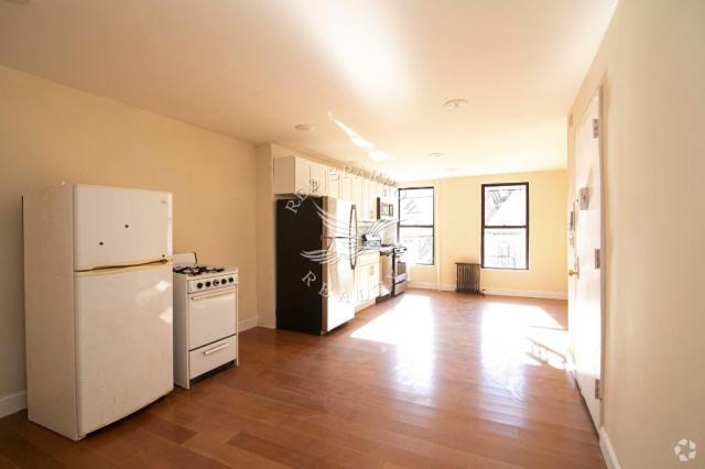 Building Photo - 2 bedroom in NEW YORK NY 10035 Unit 3 Rental