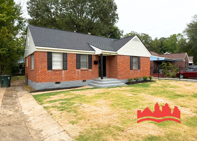 Photo - 1080 Waring Rd