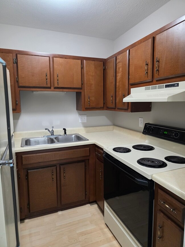 Cocina - 308 Laval Hts Unidad #31