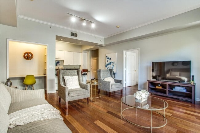 Photo - 3225 Turtle Creek Blvd Blvd Unit 306