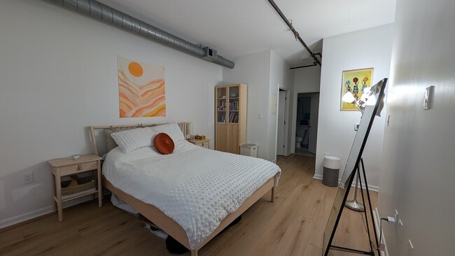 Photo - 1300 N St NW Unit 10