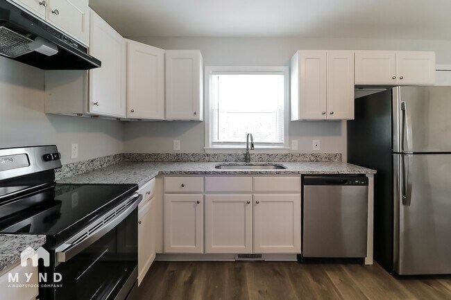 Photo - 7132 Cornwallis Rd