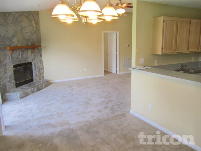 Photo - 3042 Waters View Cir