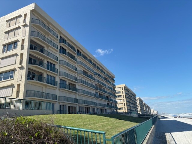 Photo - 4565 S Atlantic Ave