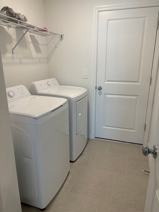 Photo - 17269 Cantu Ct Unit A