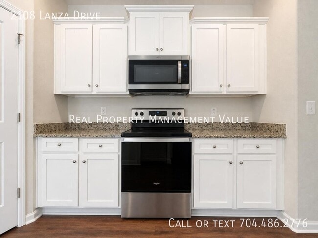 Photo - 2108 Lanza Dr