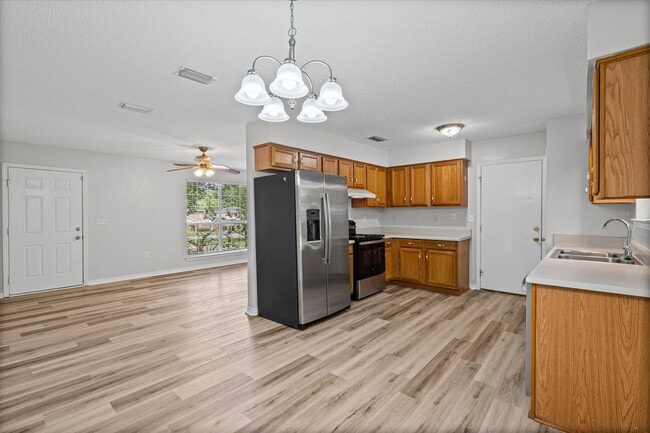 Photo - 22710 Mattingly St