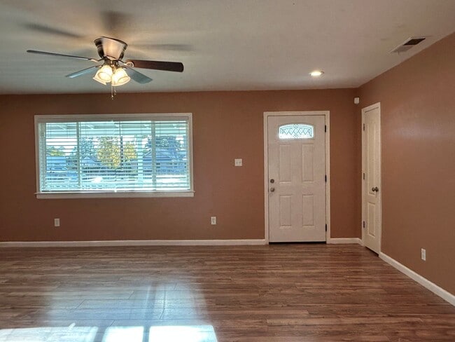 Photo - 1972 Fogg Ave