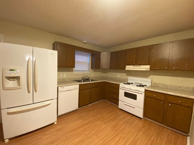 Photo - 1925 SE King Ave