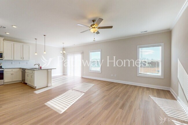 Photo - 201 Adams Tree Wy