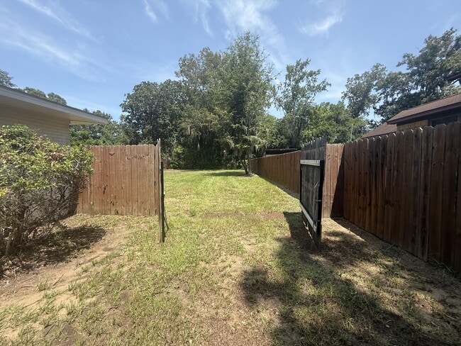 Photo - 2803 Smilax Ave