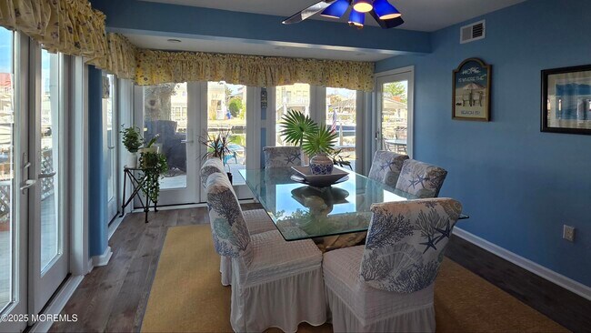 Photo - 118 Alhama Dr