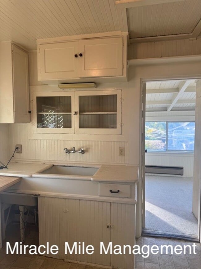 Photo - library Unidad UPPER