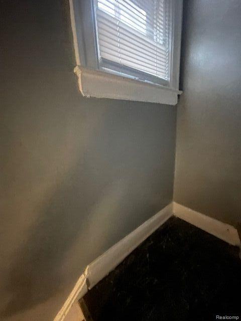 Photo - 15893 Lauder St