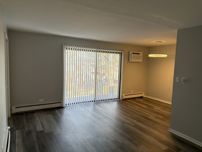 Photo - 110 W 66th St Unidad 5