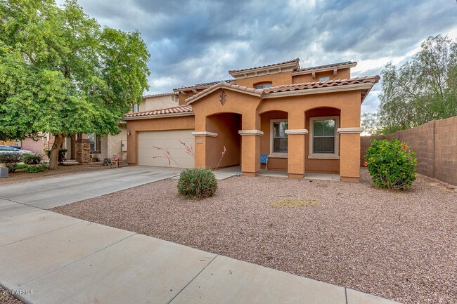 Photo - Charming 5 Bed 3 Bath Tolleson Home with Solar!!