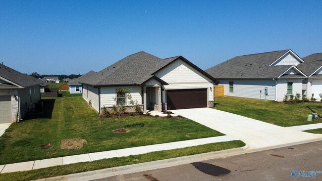 Photo - 285 Shangrila Wy