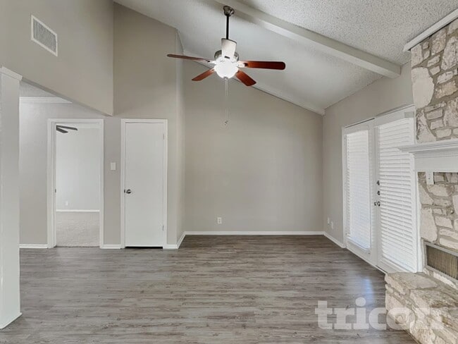 Photo - 4909 Tiffany Ln