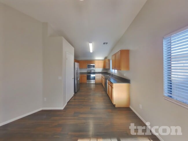 Photo - 818 E Tucci St