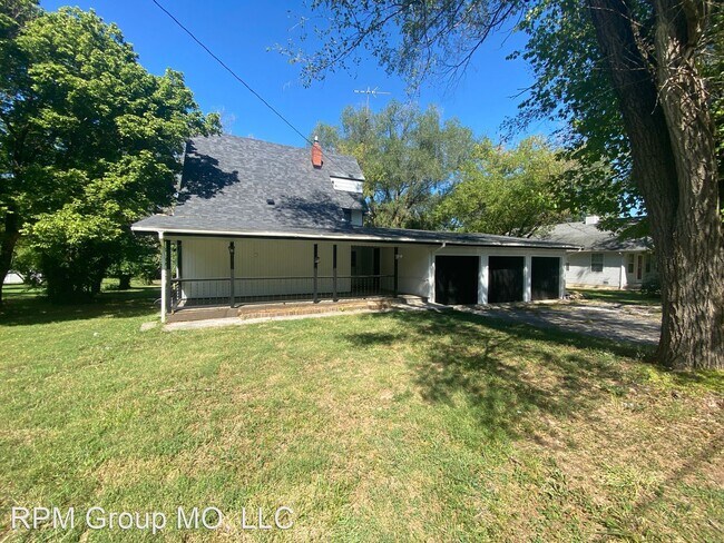 Photo - 3 br, 2.5 bath House - 5715 N. Farm Rd. 189