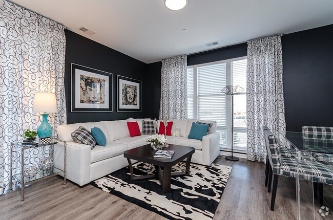 Building Photo - Two Bedroom Brand-new Luxury Apartment (Wa... Unit 5308