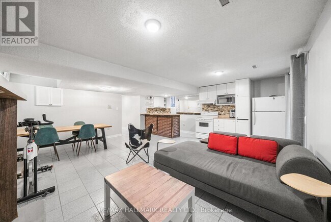 Photo - 51 Watson St