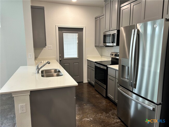 Building Photo - 315 A Riptide Dr