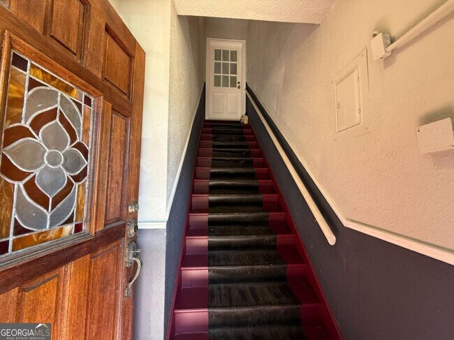 Photo - 117 Vine St SW Unidad B