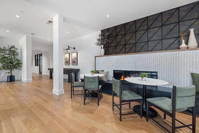 Gladwen Wendell Falls apartments — community photo