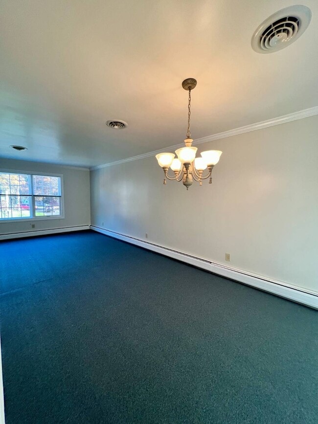 3035 Lone Pine Rd