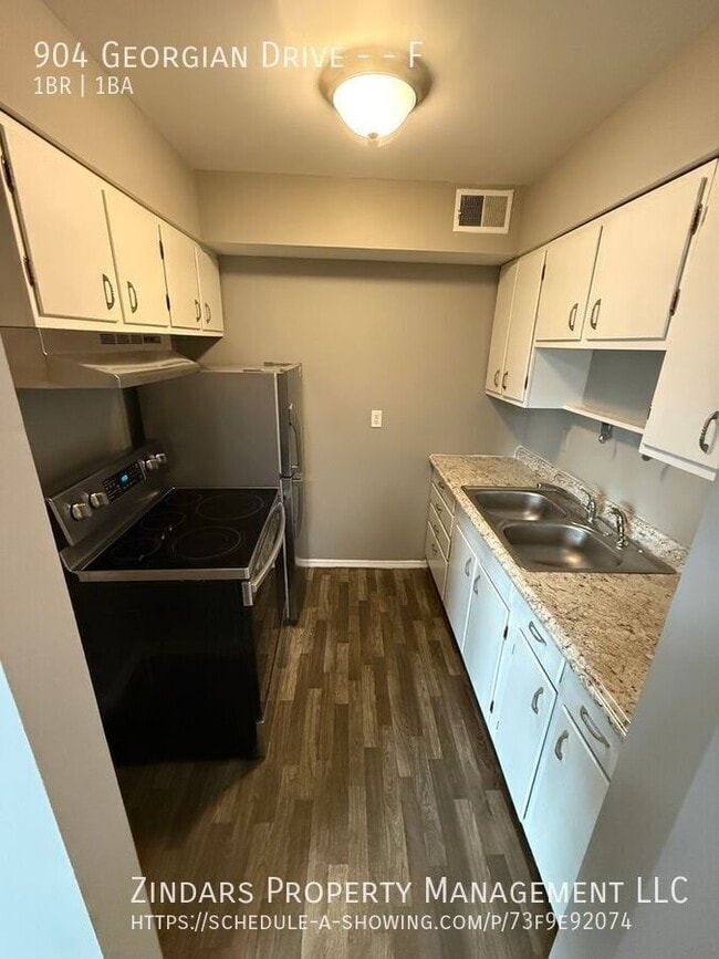 Photo - 904 Georgian Dr Unit F