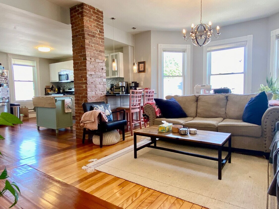 HOT BRIGHTON LISTING!!!! - HOT BRIGHTON LISTING!!!!
