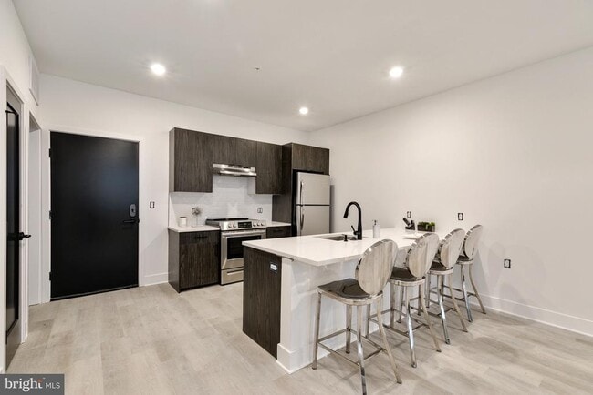 Photo - 3045-51 Richmond St Apartamento Unidad 402