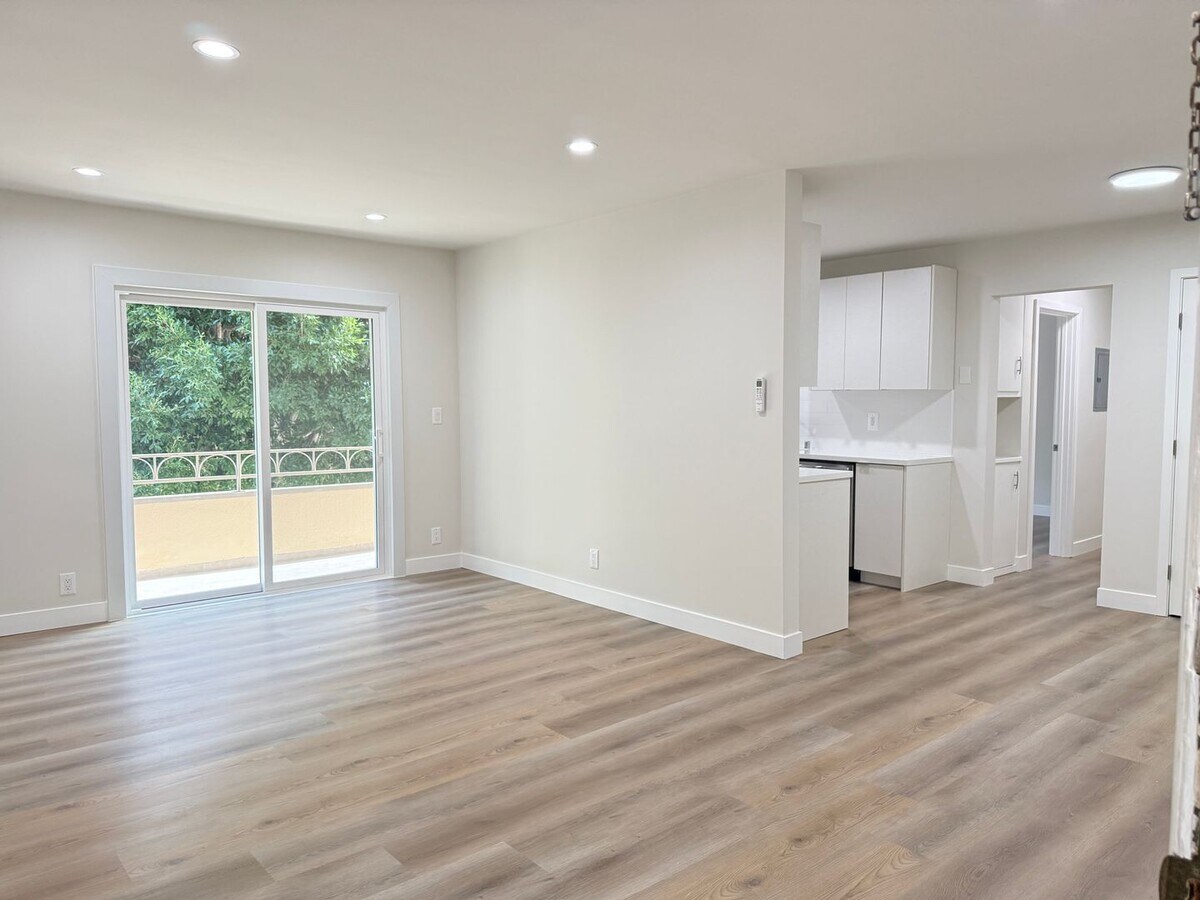 1835 CAMDEN AVE. LP - 1835 CAMDEN AVE. LP