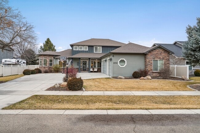 Building Photo - 2012 W Rock Creek Dr