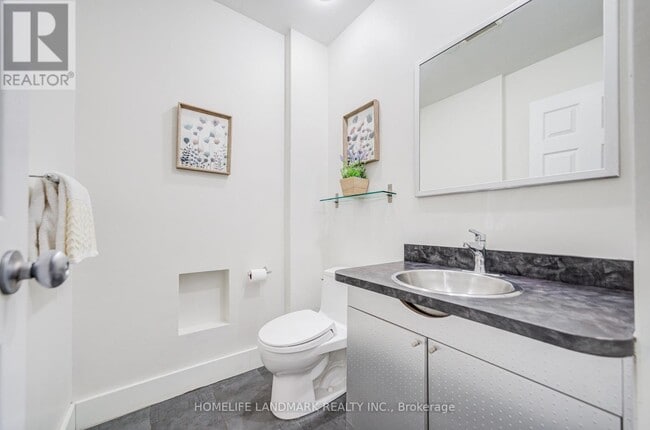 Photo - 1608 Sherwood Forrest Cir
